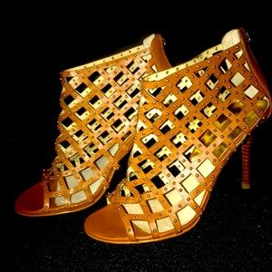 8M Michael Kors lattice heels